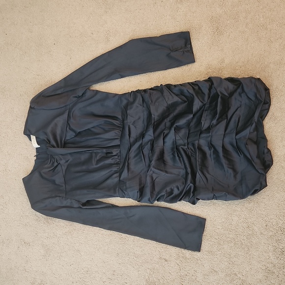 Astr The Label Petrova satin front cutout mini dress - Picture 3 of 16